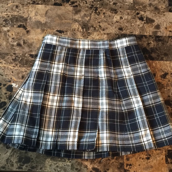 COMME CA ISM girl’s school skirts - Picture 2 of 5